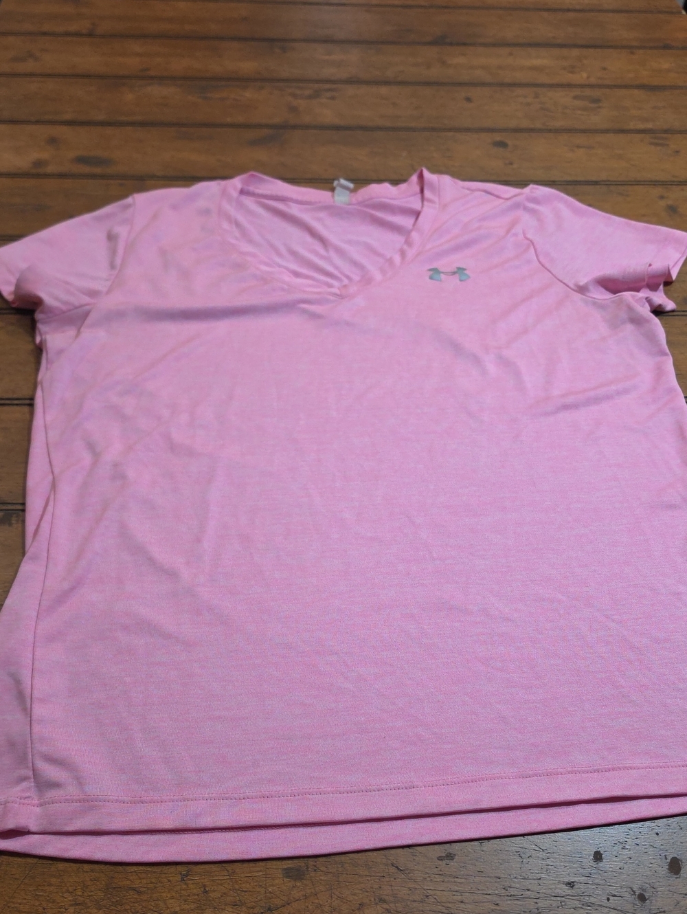 Under Armour Women's/Premium Pink V-Neck Performance Tee